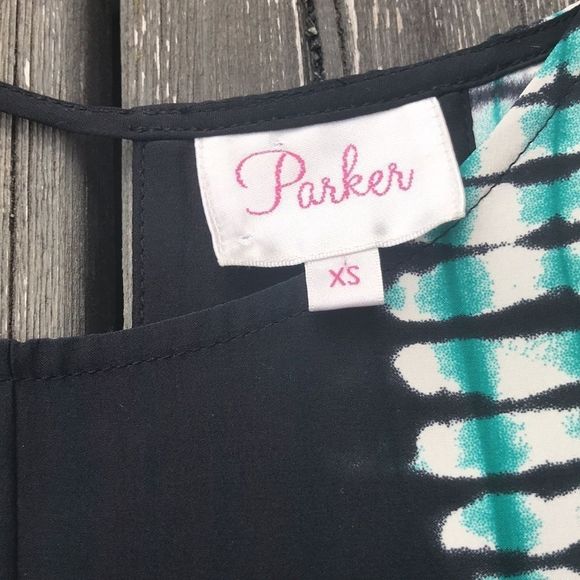 ⭐️ HP PARKER Silk Open Back Geo Sleeveless Blouse - Picture 11 of 12